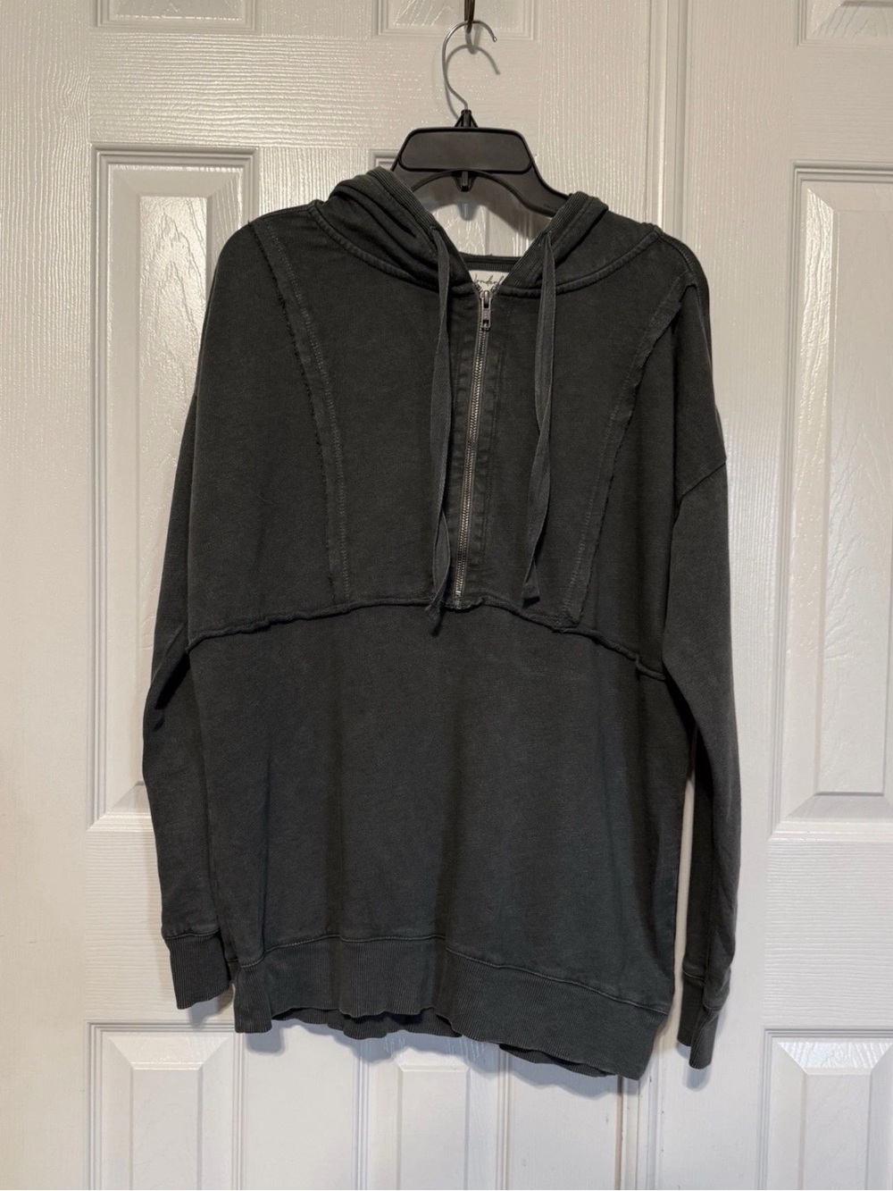 Wonderly Gray Distressed Long Sleeve 1/4 Zip Drawstring Hoodie Medium